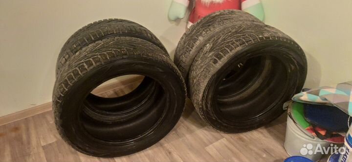 Nokian Tyres Hakkapeliitta R2 SUV 235/55 R18 104R