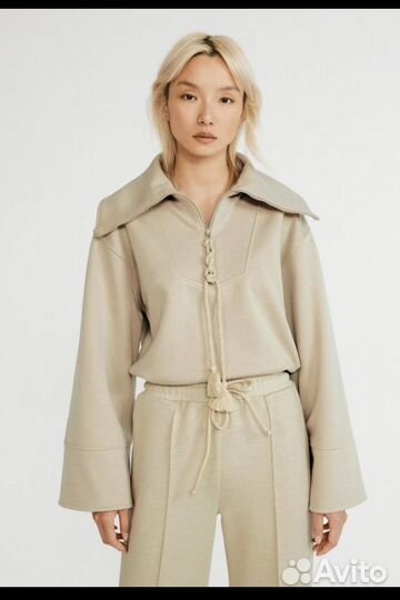 Claudie Pierlot Кофта, олимпийка бежевая