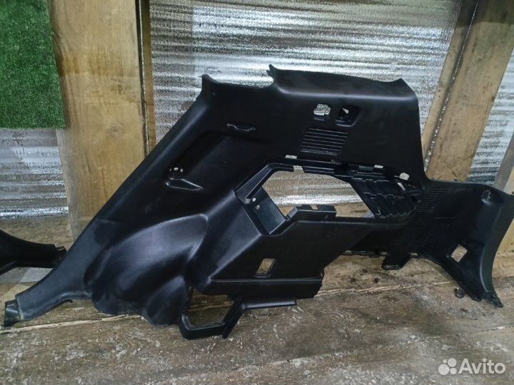 Обшивка багажника Toyota Highlander 3.5 2GR-FE