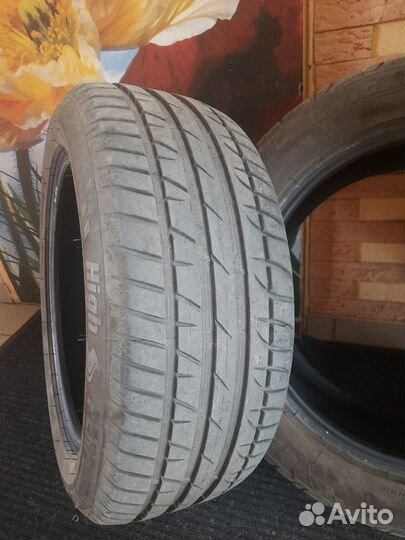 Tigar High Performance 215/55 R16 93V