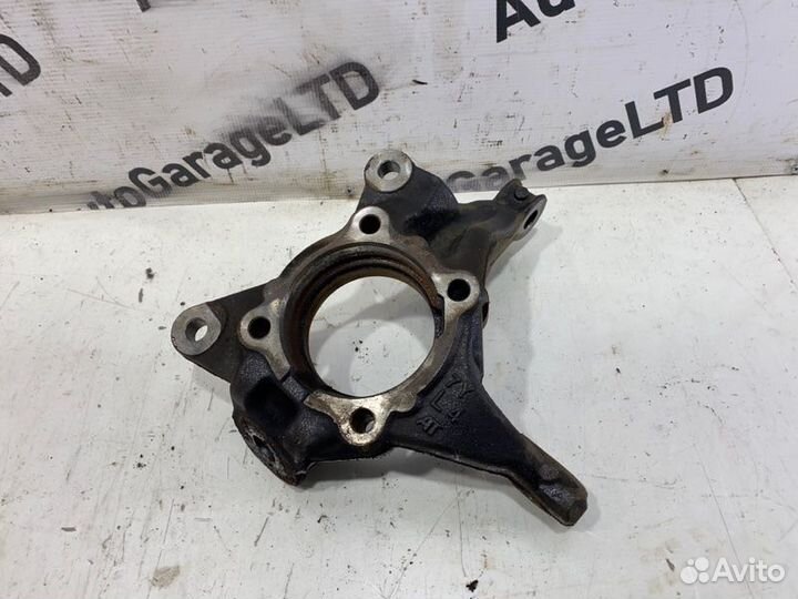 Кулак поворотный передний левый Lexus Rx450H GYL25