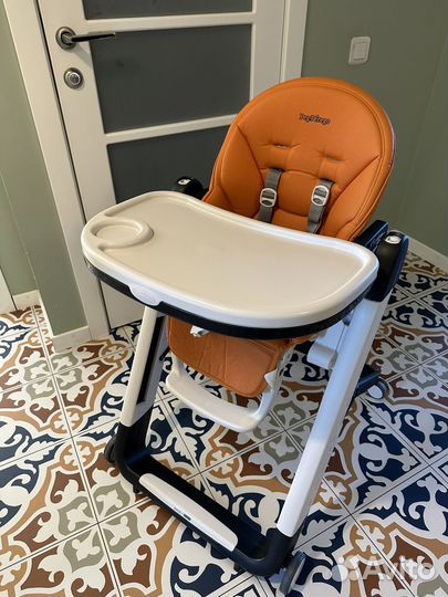 Стульчик для кормления Peg-Perego Siesta Follow Me