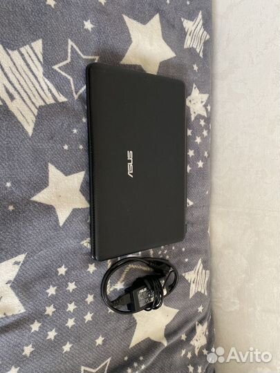 Ноутбук asus