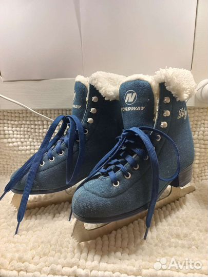 Коньки детские 35 размер