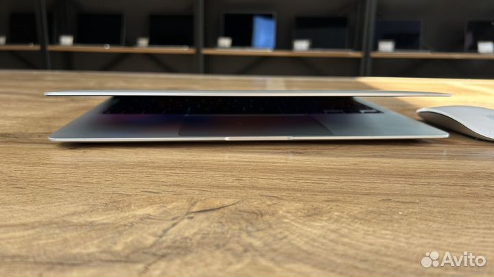 MacBook air 2020 m1/16 silver