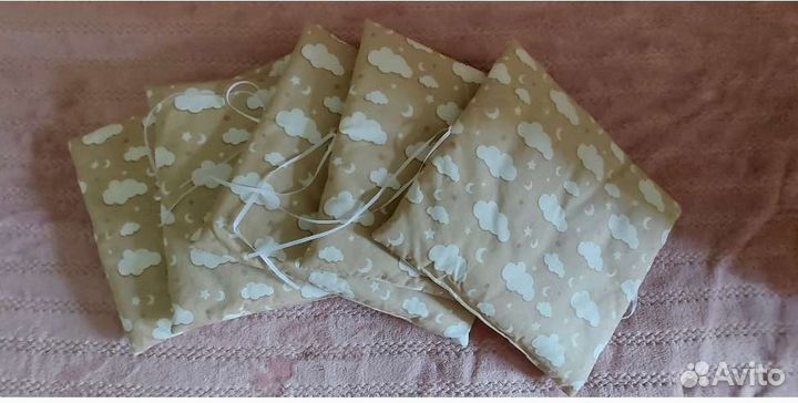 Бортики в кроватку