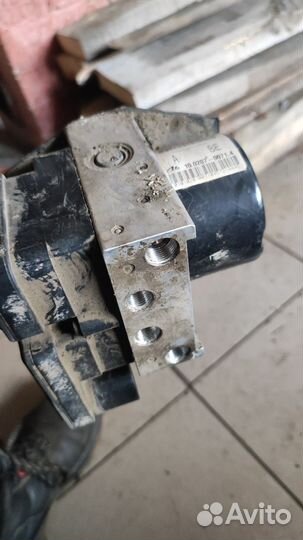 Блок абс на Форд Фокус 2