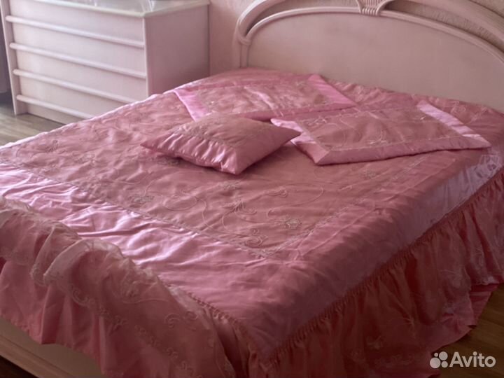 Покрывало 2-х спальное, новое