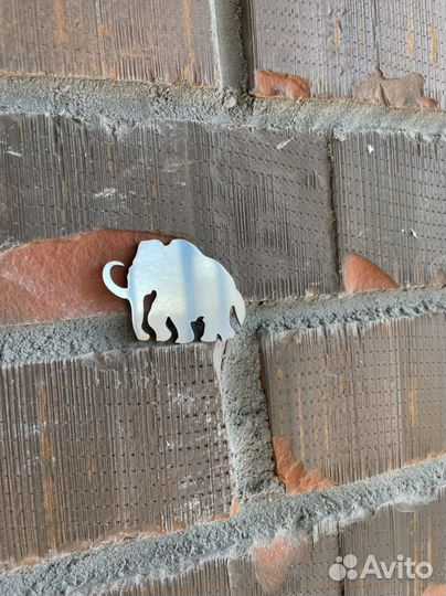 Бирки и брелки из металла