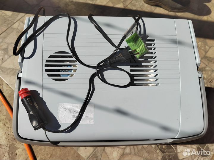 Холодильник автомобильный портативный