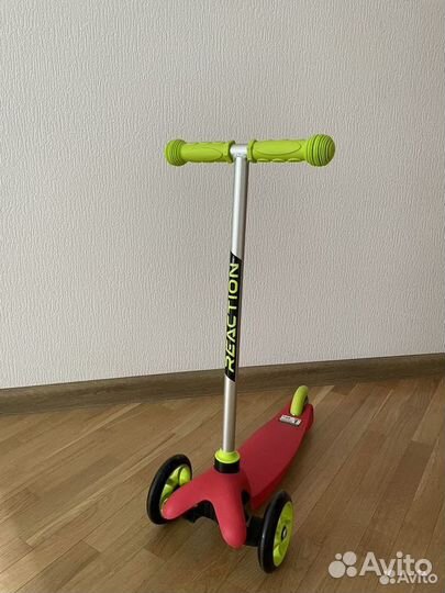 Самокат детский трехколесный новый
