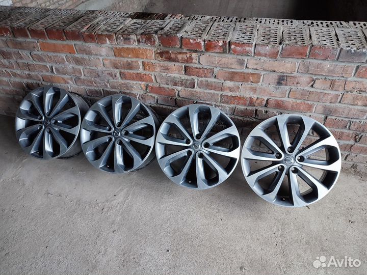 Оригинальные диски Nissan R18 5х114.3