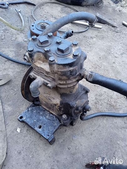 Двигатель д245