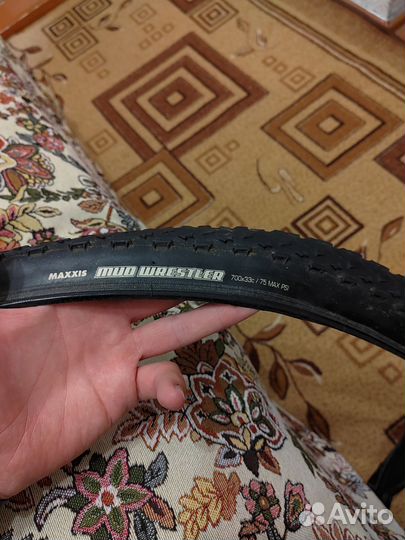 Покрышки Maxxis Mud Wrestler 700x33