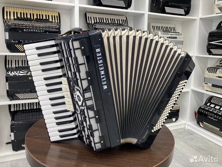 Аккордеон Weltmeister Cordal
