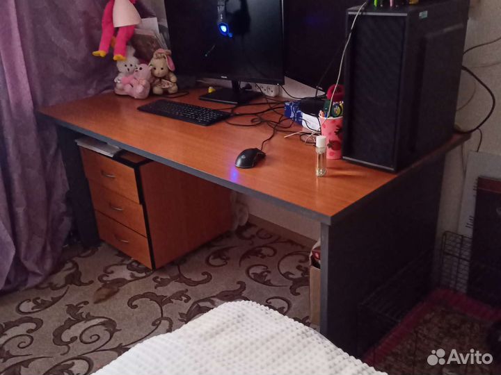 Компьютерный стол бу