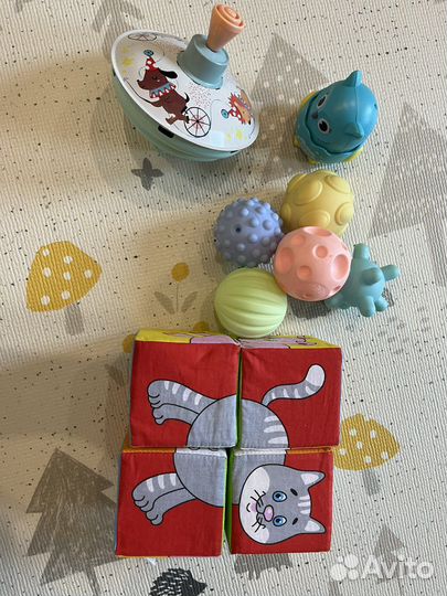 Развивающие игрушки для малышей