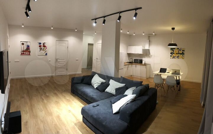 2-к. квартира, 70 м², 6/25 эт.