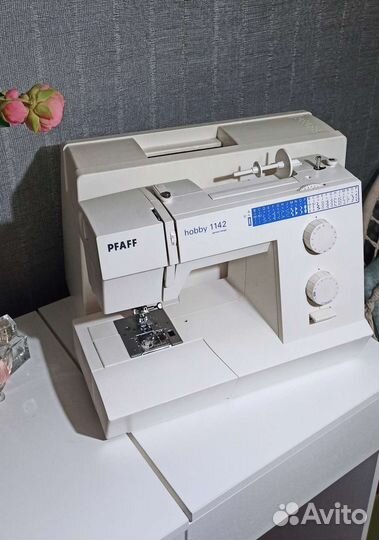 Швейная машина Pfaff Hobby 1142