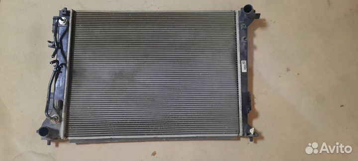 Радиатор охлаждения двигателя Kia Sportage 4