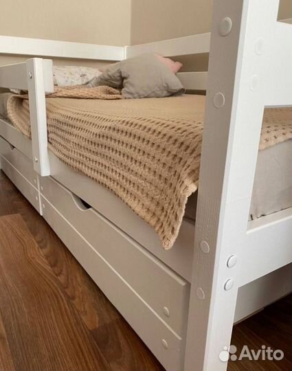 Детская кроватка Соня