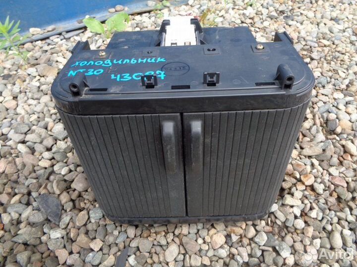 Бардачок Nissan Xtrail NT30 QR20DE 2004/3