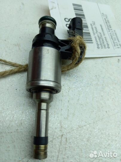 Форсунка топливная Volkswagen Passat 3G2 cyvd