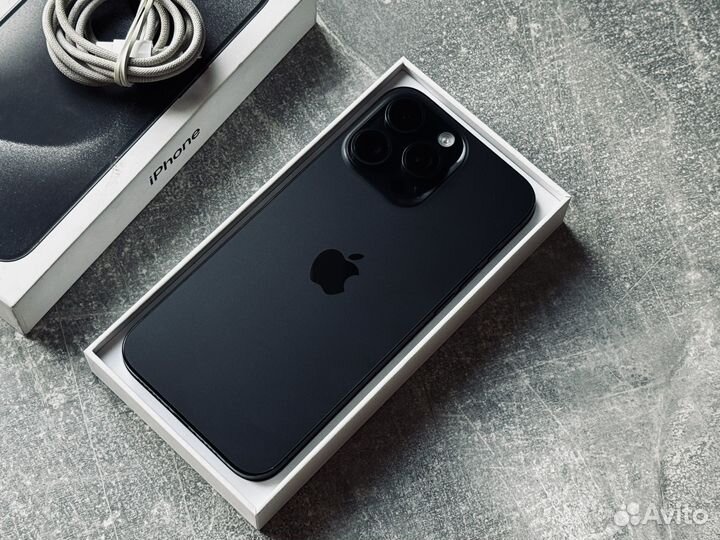 iPhone 15 Pro Max, 256 ГБ