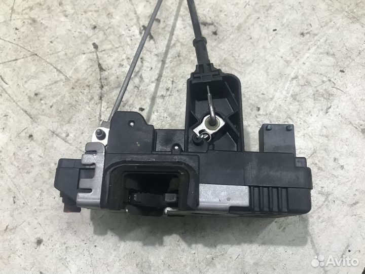 Замок задний правый Opel Corsa C