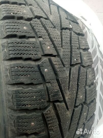 Roadstone Winguard WinSpike 235/55 R18
