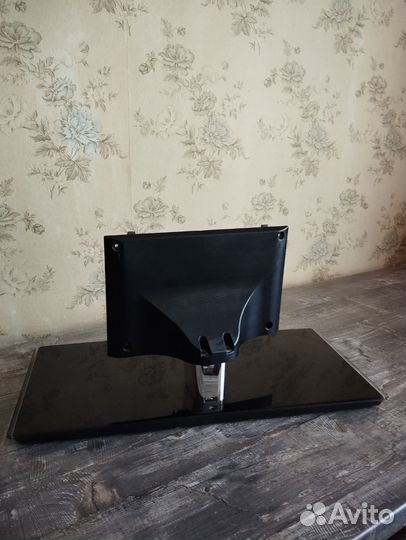 Подставка под телевизор LG 47LW575S