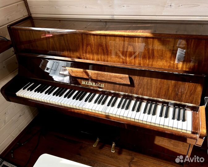 Пианино Weinbach (Petrof)