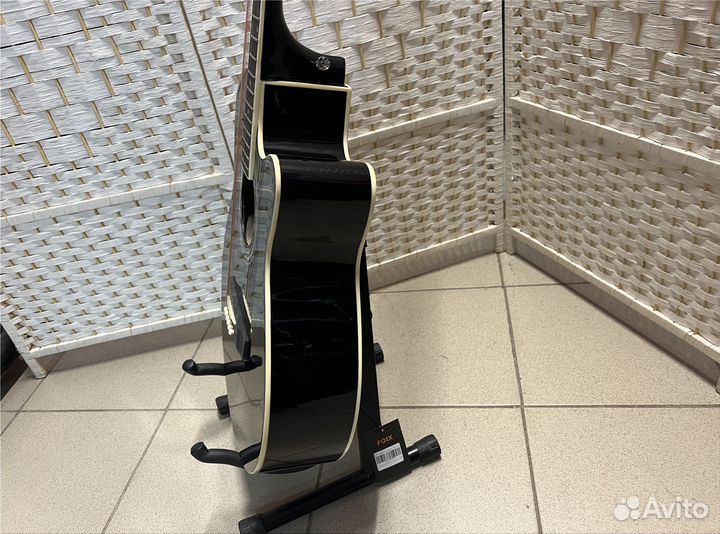 Гитара для обучения с комплектом