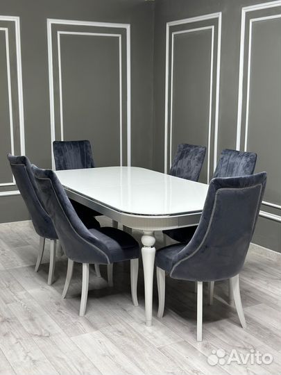 Стол Венера