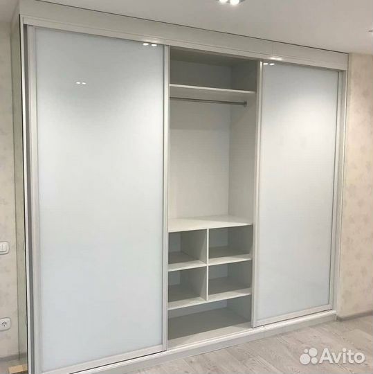 Встроенный шкаф