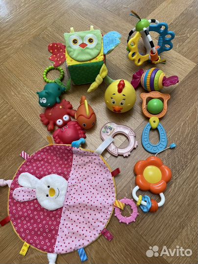 Погремушки для малышей пакетом