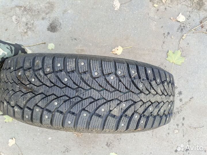 Pirelli Ice 205/65 R16