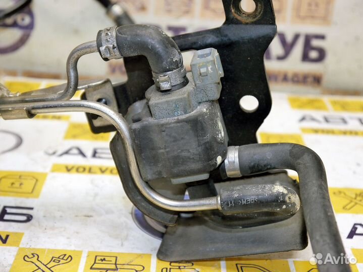 Клапан электромагнитный с трубками Вольво S60-2