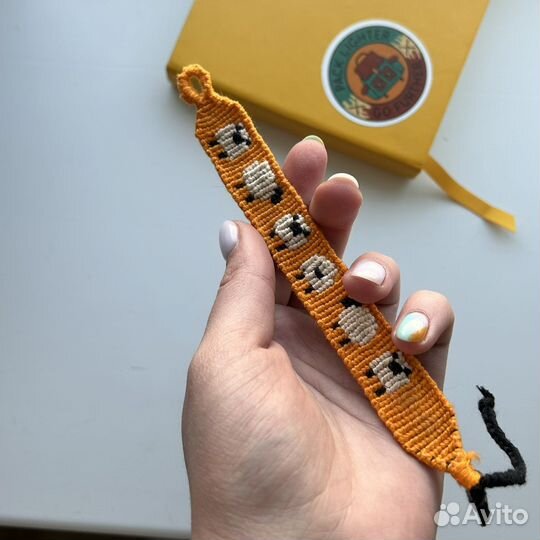 Фенечки из мулине