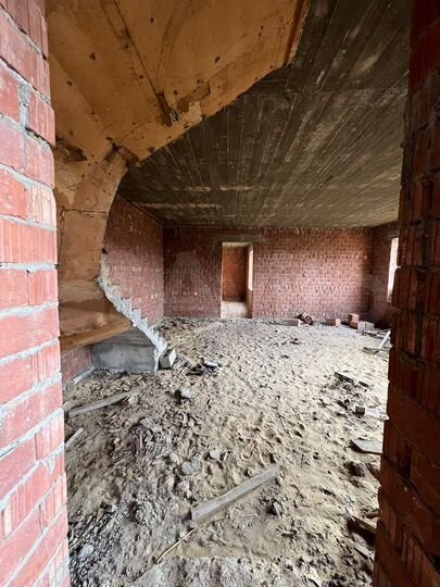 Дом 300 м² на участке 5 га