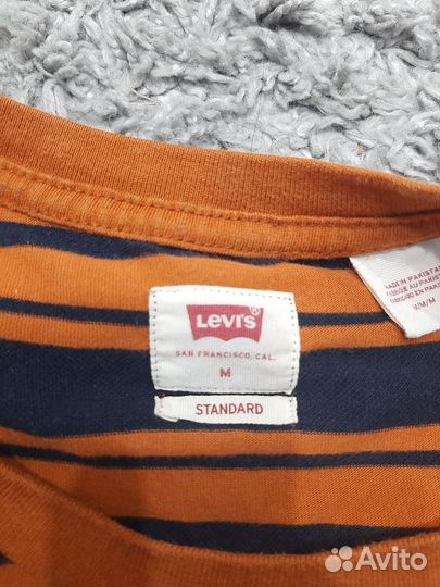 Футболка levis