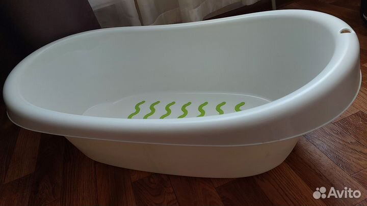 Ванночка для купания новорожденного