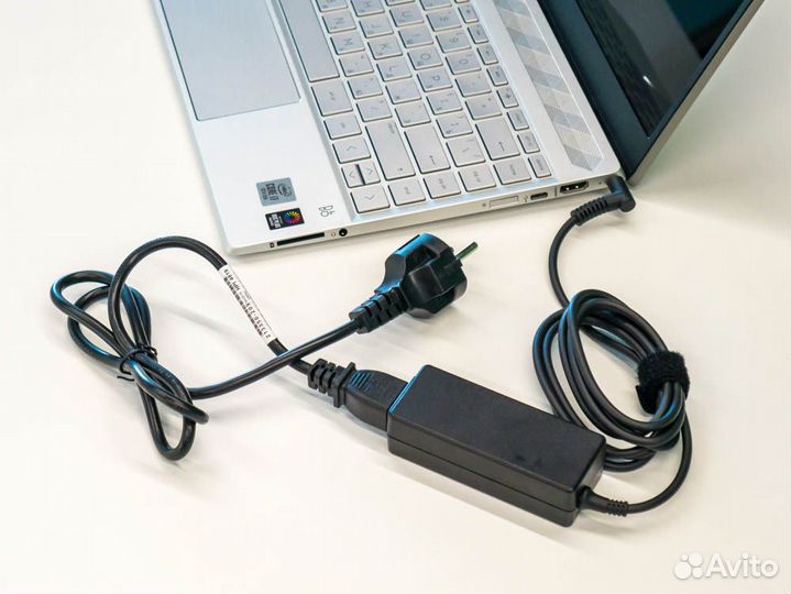 Свежий мощный ноутбук Модель 2022 года