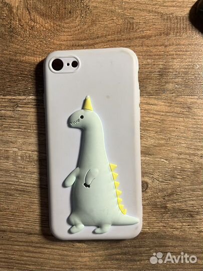 Чехлы на iPhone 7/8