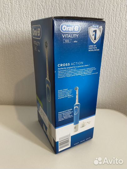 Электрическая зубная щетка oral b vitality новая