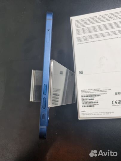 iPhone 12, 64 ГБ