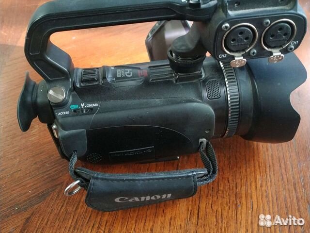 Видеокамера canon XA-10