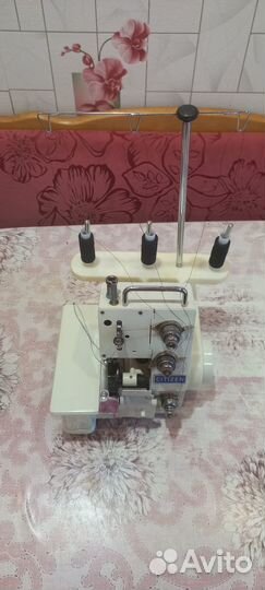 Продам оверлок