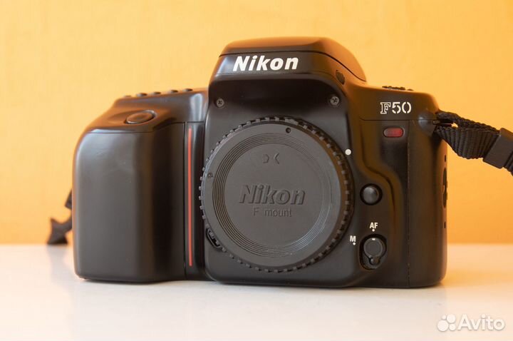 Пленочный фотоаппарат Nikon F50 (body)