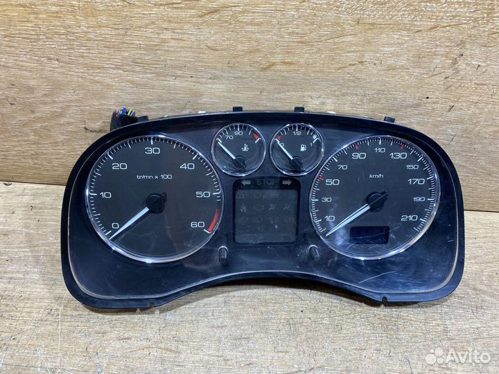 Панель приборов Peugeot 307 дизель 112276